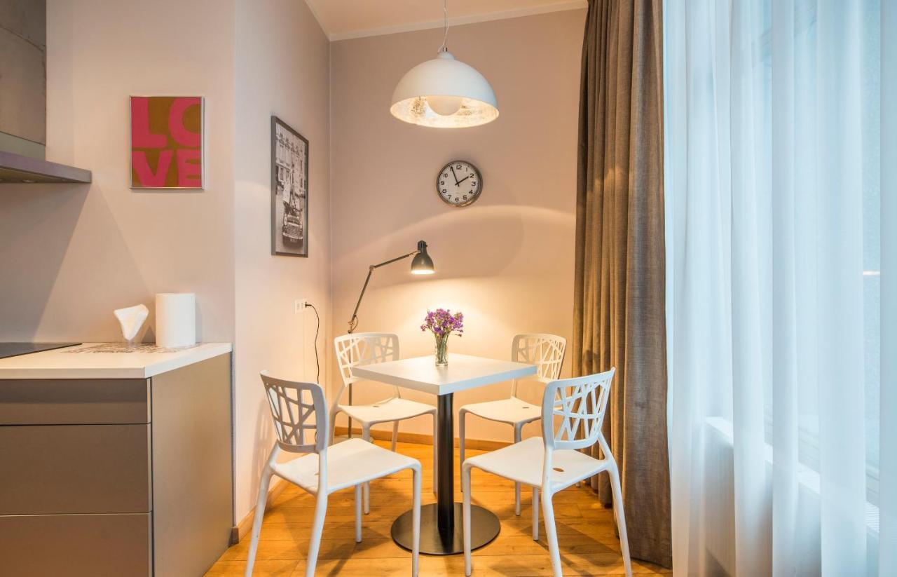 Central 2-Level Penthouse With Terrace And Free Parking 里加 外观 照片